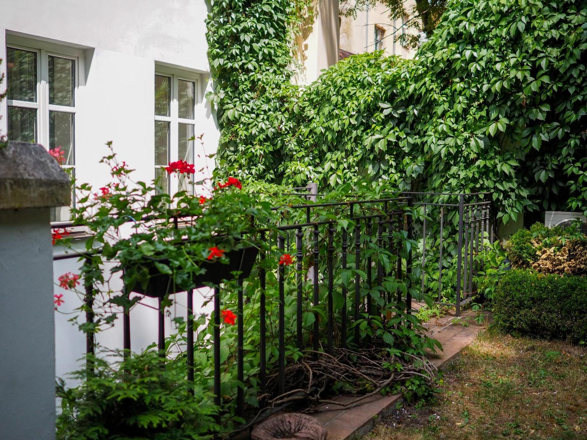 Hotel 16 & Apartments Prague City Living — Photos 3